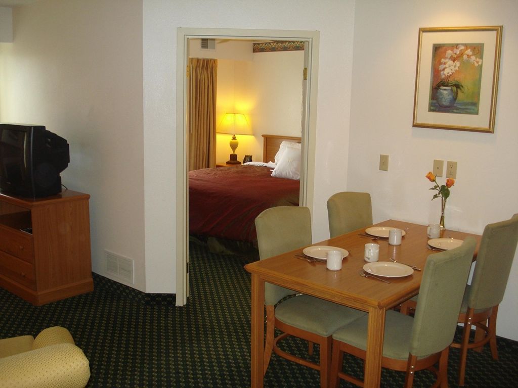 Homewood Suites Γκραντ Ράπιντς Δωμάτιο φωτογραφία